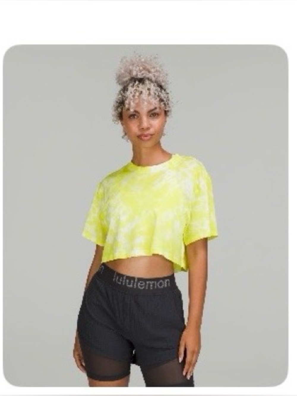 lululemon athletica Neon Yellow Logo Tee Detail
